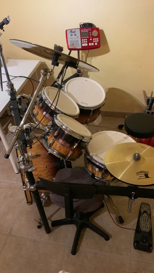Batería Pearl pro-live de segunda mano · Foto 2 de 4 · Alicante · 950 €