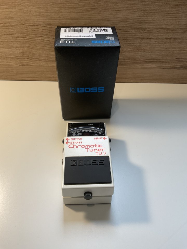 BOSS TU-3 Pedal Afinador Cromático