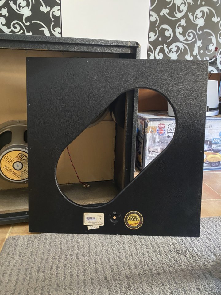 Pantalla Marshall 2061CX 2x12" 60 Watios MADE IN ENGLAND de segunda mano · Foto 6 de 7 · Murcia · 400 €