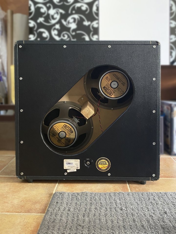 Pantalla Marshall 2061CX 2x12" 60 Watios MADE IN ENGLAND de segunda mano · Foto 7 de 7 · Murcia · 400 €