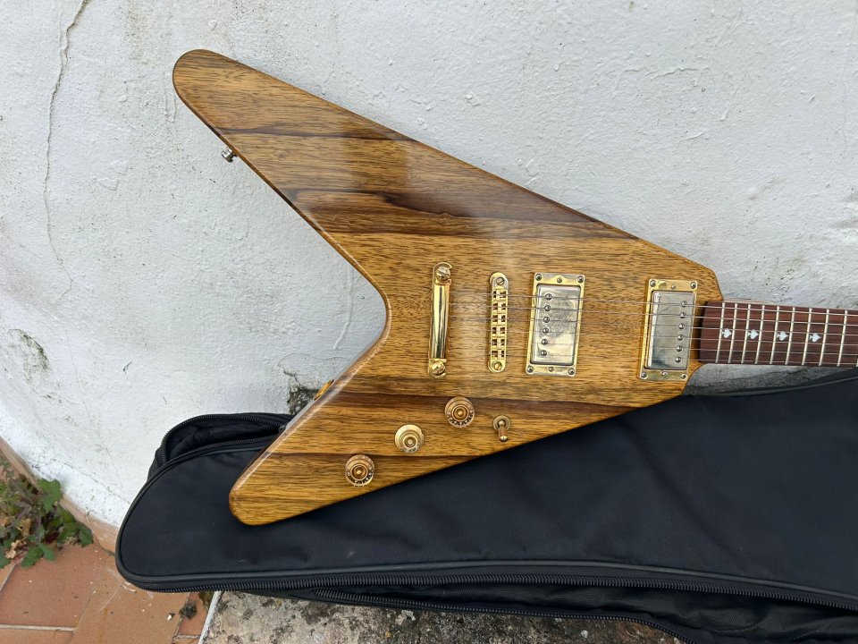 Flying Warmoth Korina
