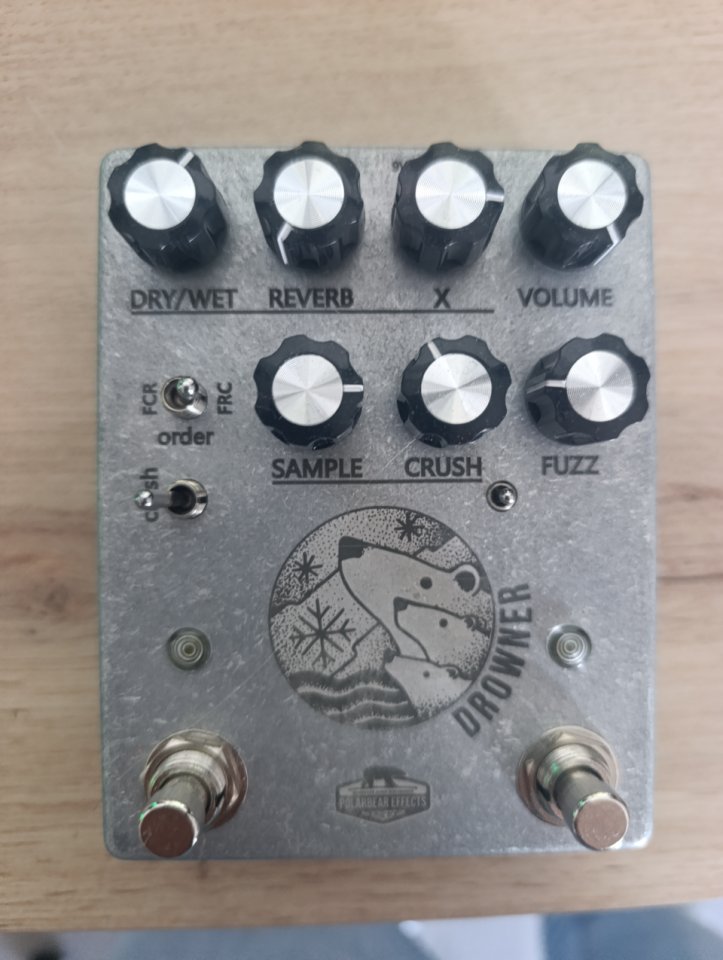 Drowner. Fuzz/Bitcrusher/Reverb de segunda mano · Murcia · 175 €