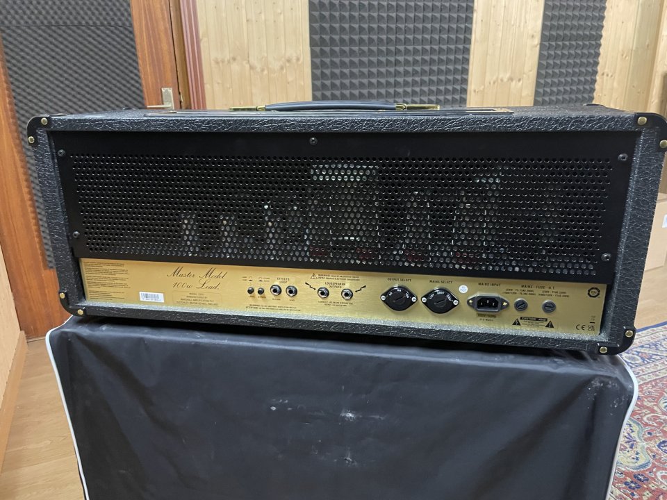 Marshall JCM 800 Reissue 2203 de segunda mano · Foto 4 de 8 · Madrid · 1300 €