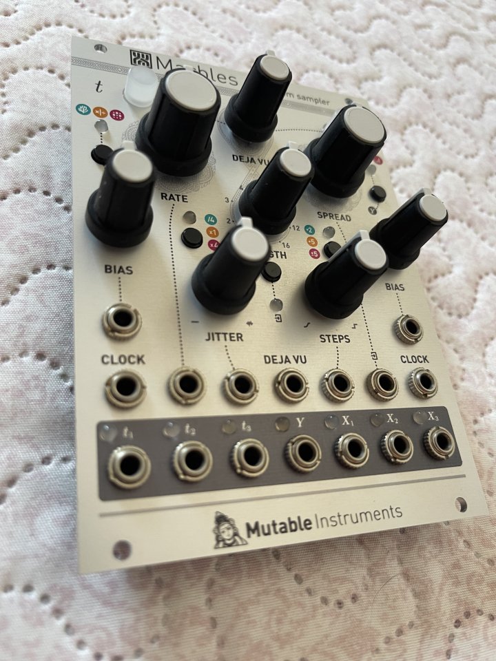 Mutable Marbles de segunda mano · Foto 3 de 6 · Cádiz · 300 €