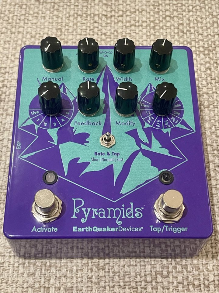 Earthquaker Devices Pyramids