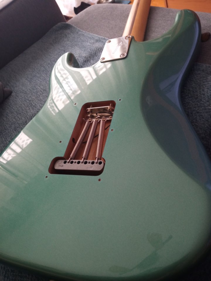 Cuerpo Fender Strat Player Series completo de segunda mano · Foto 4 de 8 · Pontevedra · 280 €
