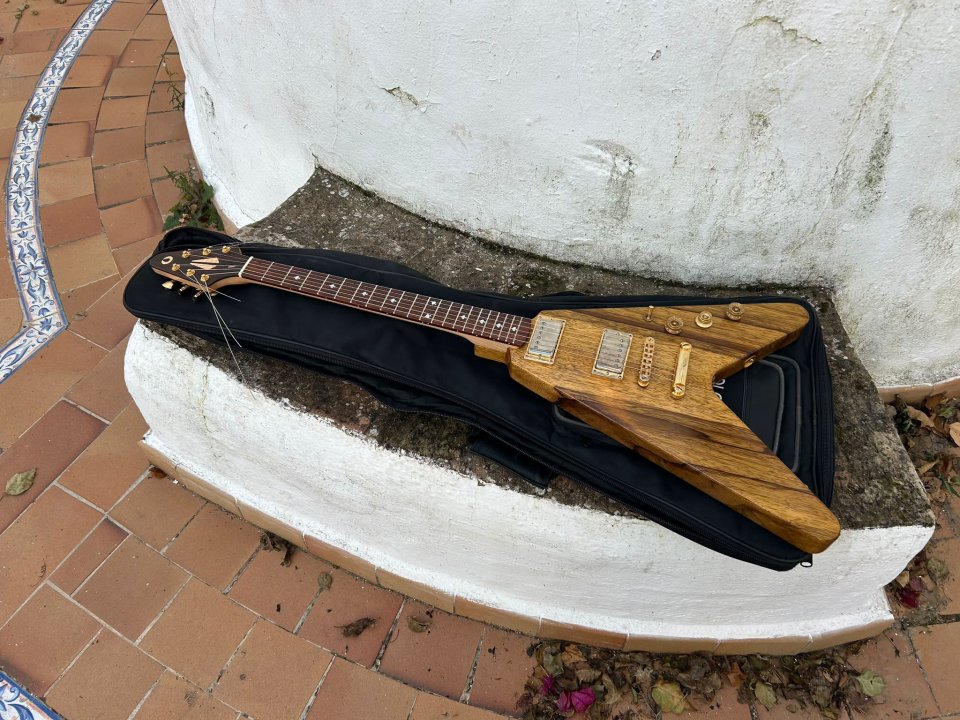 Flying Warmoth Korina