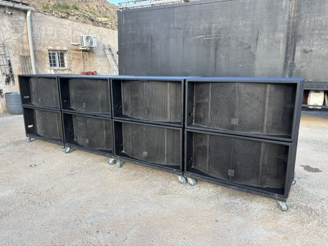 8 Cajas Subwoofer Tecnare L1818 Vacías de segunda mano · Foto 1 de 6 · Murcia · 200 €