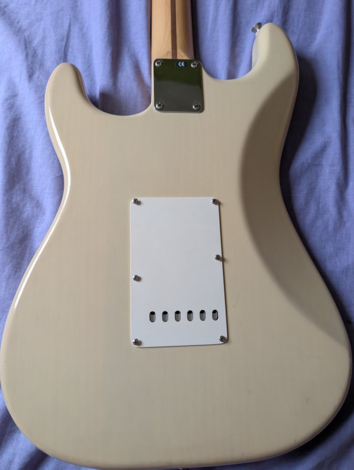 Fender Highway One Strat USA 2004- Bare Knuckle de segunda mano · Foto 6 de 9 · Bizkaia · 1300 €