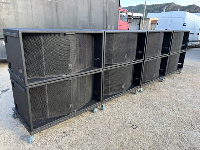 8 Cajas Subwoofer Tecnare L1818 Vacías de segunda mano · Foto 2 de 6 · Murcia · 200 €