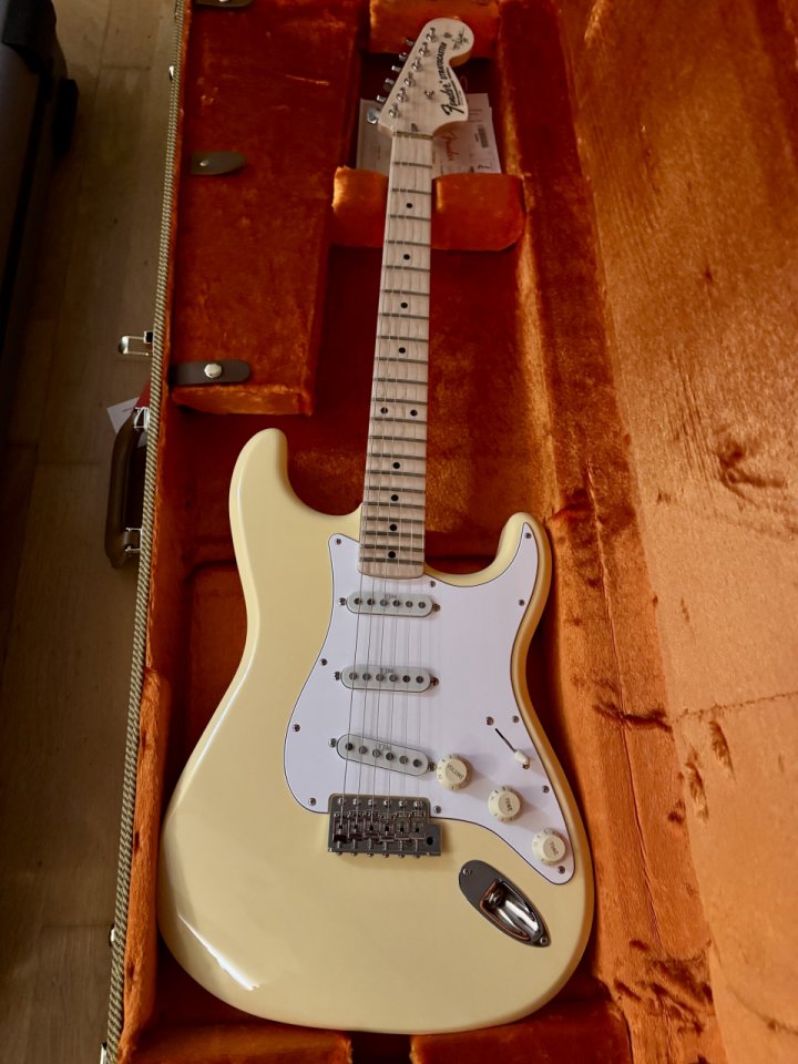 Fender Yngwie Malmsteen MN VW de segunda mano · Foto 1 de 6 · Barcelona · 2250 €