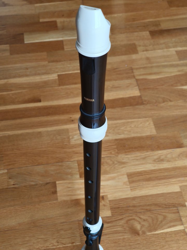 Flauta dulce Yamaha negra YRT-304BII con funda de segunda mano · Foto 4 de 6 · Barcelona · 95 €