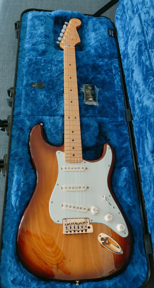 Fender am stratocaster 75 aniversario