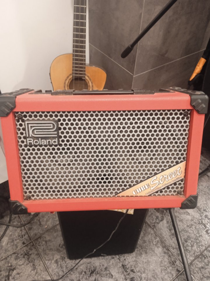 Roland Cube Street de segunda mano · Foto 1 de 2 · Gipuzkoa · 220 €