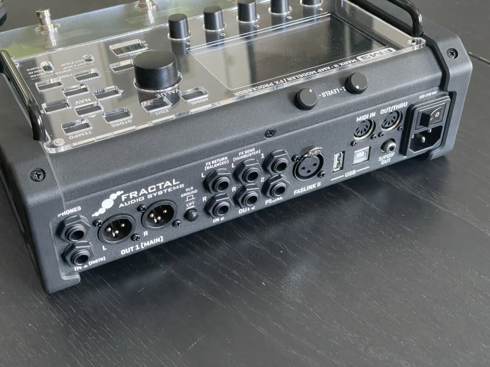 Fractal FM3 Mark II Turbo de segunda mano · Foto 5 de 6 · Sevilla · 1100 €