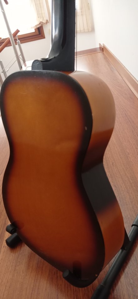 Guitarra clásica Egmond tipo parlor años 60-70