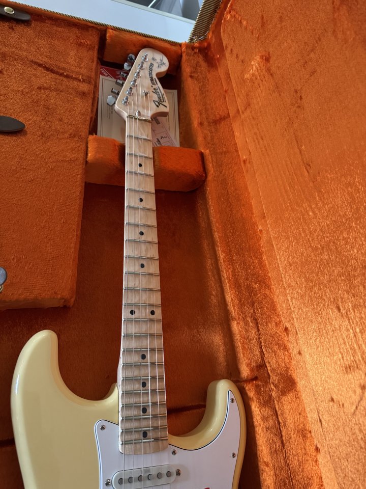 Fender Yngwie Malmsteen MN VW de segunda mano · Foto 3 de 6 · Barcelona · 2250 €