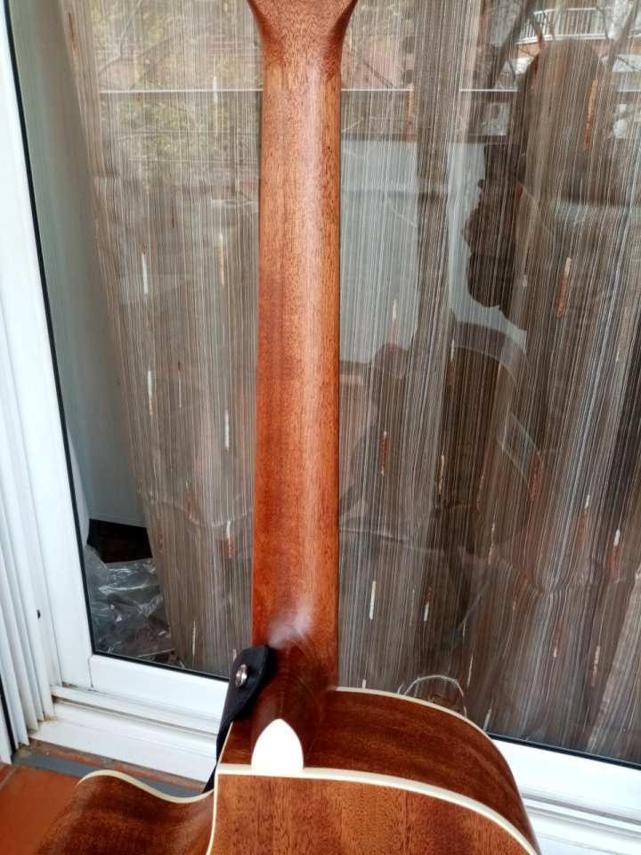Cort L100F Electroacústica, tapa maciza de abeto y Fishman Presys II de segunda mano · Foto 7 de 9 · Barcelona · 180 €