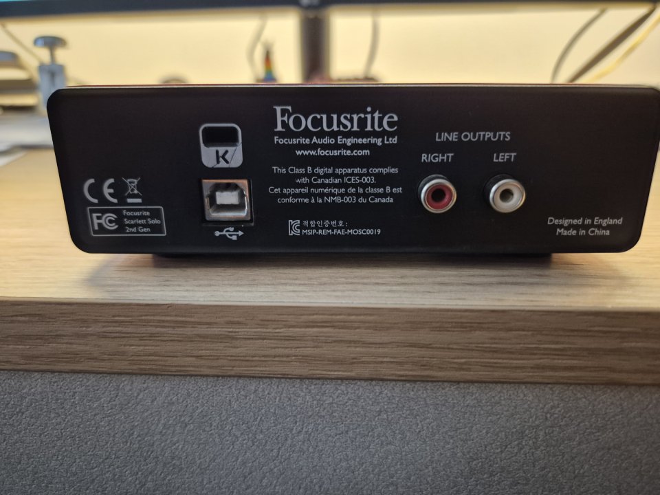 Focusrite Scarlett Solo 2nd Gen de segunda mano · Foto 3 de 3 · Bizkaia · 65 €