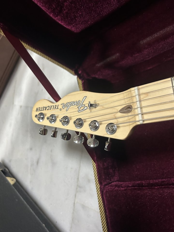 Fender usa american performer