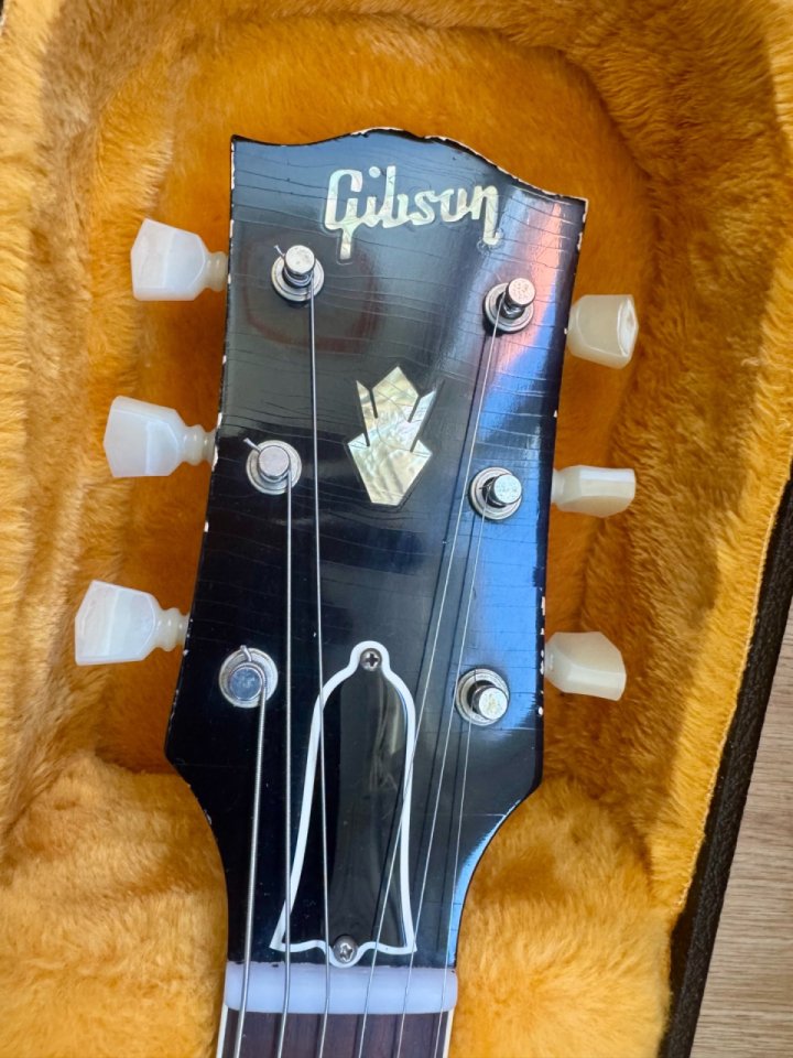 Gibson Custom Shop 1964 SG Standard Murphy Lab – Pelham Blue Light Aged de segunda mano · Foto 8 de 8 · Madrid · 5500 €