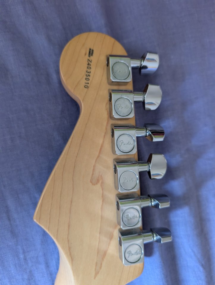 Fender Highway One Strat USA 2004- Bare Knuckle de segunda mano · Foto 7 de 9 · Bizkaia · 1300 €