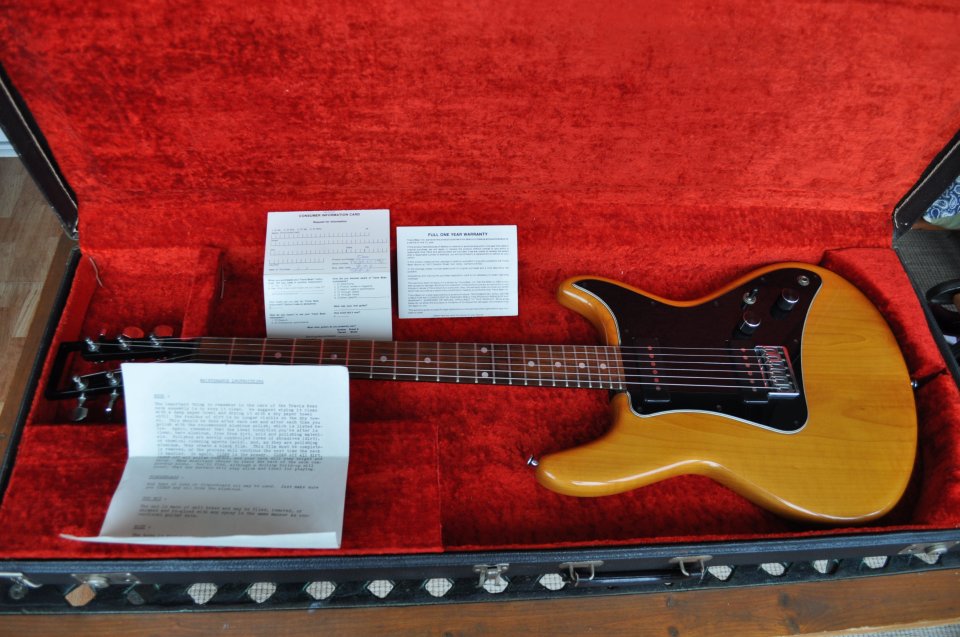 Travis Bean TB500 vintage (1978) de segunda mano · Foto 1 de 10 · Madrid · 8000 €