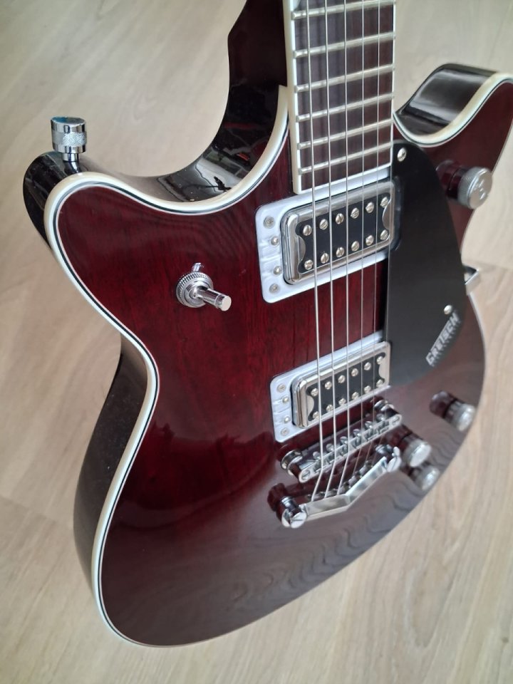 Gretsch G5222 EMTC D. Jet BT V-St. WLN - Año 2022