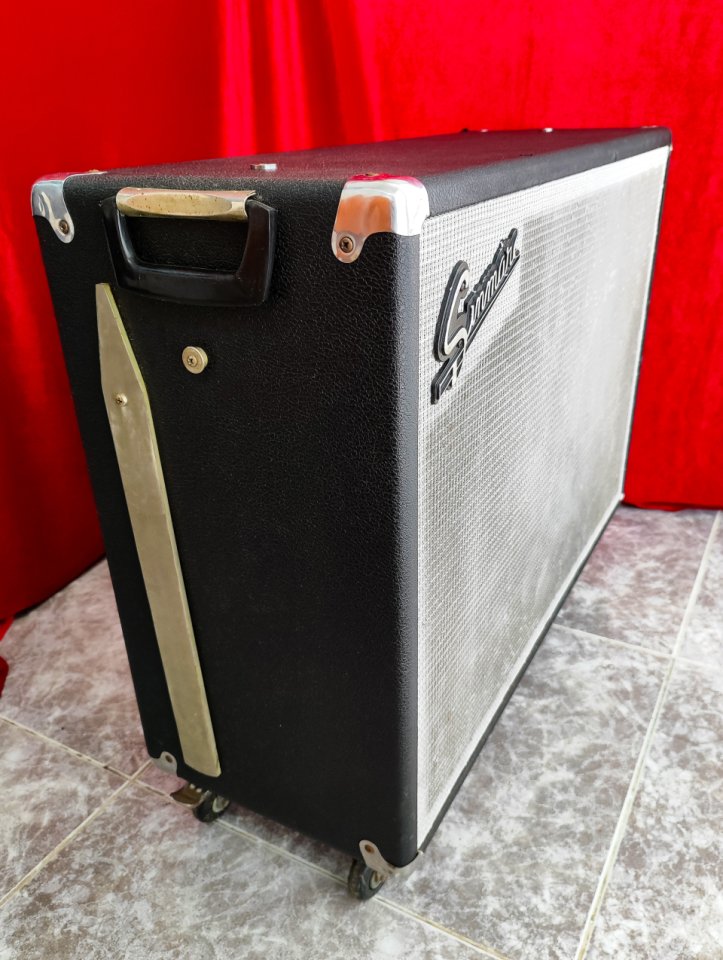 ♦ Sinmarc Bassman 212 Año 1965 ♦