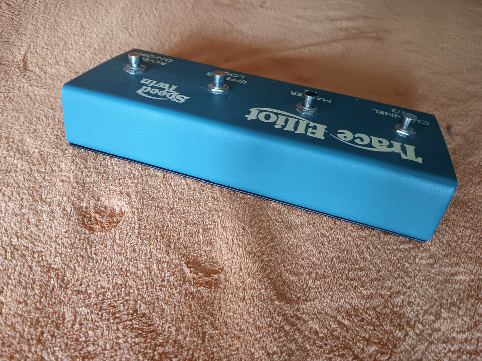 Trace Elliot Speed Twin C50 - Combo guitarra todo valvulas 50W / Cambio parcial por pantalla de bajo gama alta.