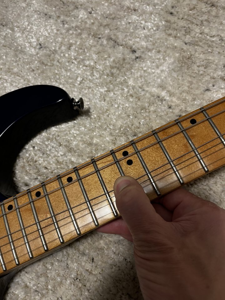 Washburn MG-24 Mercury Series