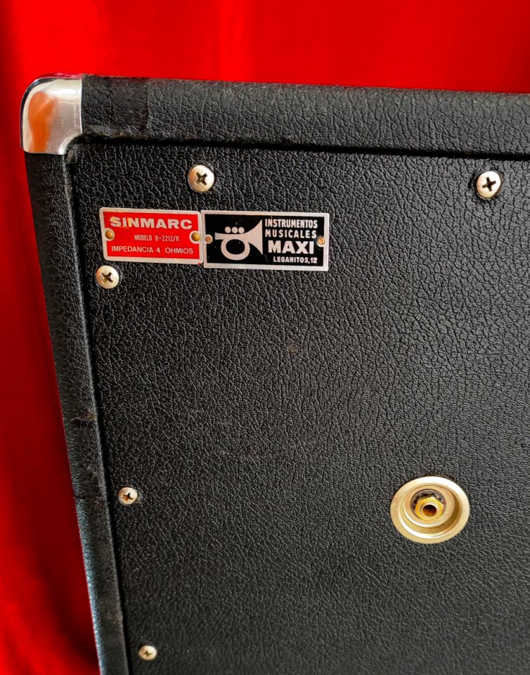 ♦ Sinmarc Bassman 212 Año 1965 ♦