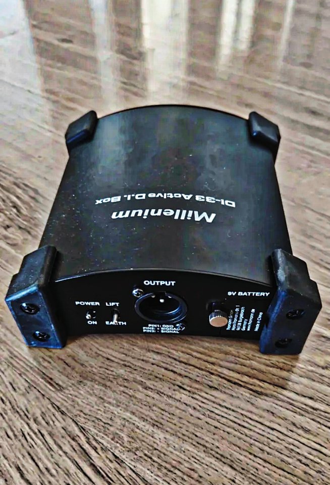 Caja DI activa Millenium DI-33 Inyección Directa de segunda mano · Foto 1 de 4 · Girona · 22 €