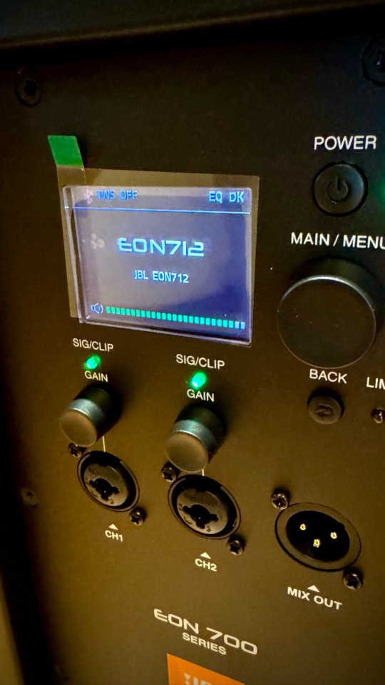 Altavoces activos JBL EON 712