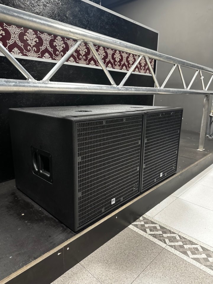 Hk audio linear 9 SUB 118