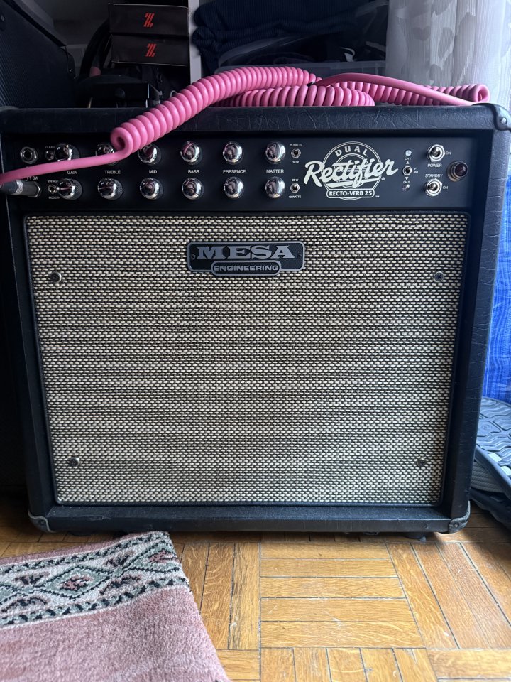 Mesa boogie rectoverb 5-25 combo. Cambios