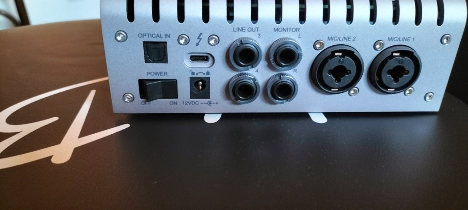 Universal Audio Apollo twin x de segunda mano · Foto 3 de 6 · Guadalajara · 800 €