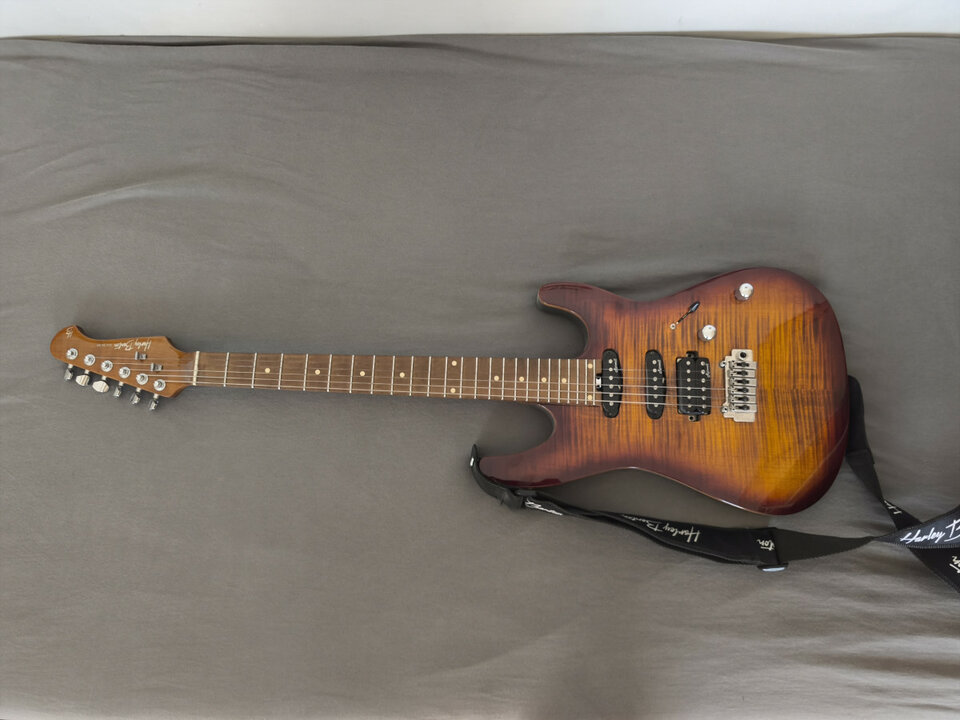 Guitarra Harley Benton Fusion III