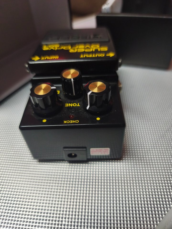 Boss sd-1 40 aniversario de segunda mano · Foto 2 de 5 · Jaén · 65 €