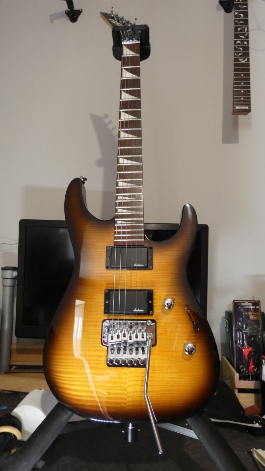 Guitarra Jackson JS32R Dinky