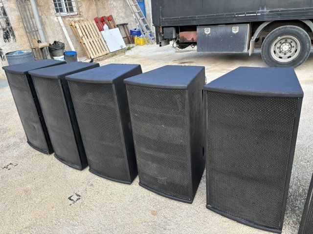 8 Cajas Medios Agudos Tecnare L2122LT de segunda mano · Foto 3 de 9 · Murcia · 500 €