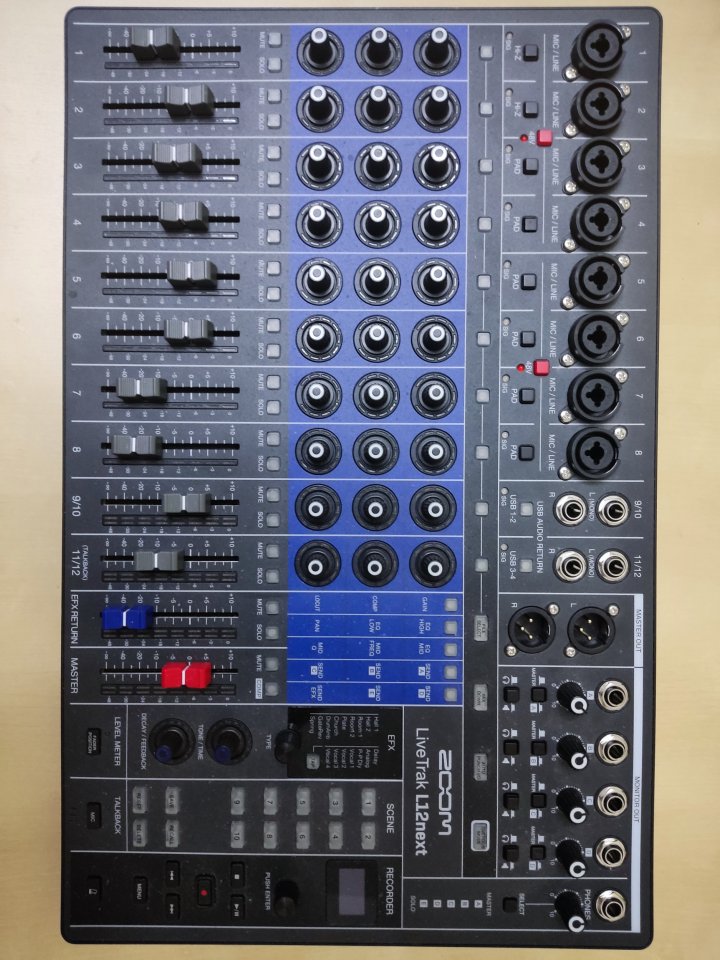 Zoom LiveTrak L12next de segunda mano · Foto 1 de 5 · Cádiz · 490 €