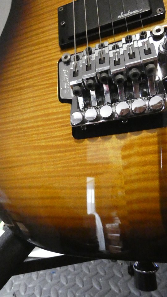 Guitarra Jackson JS32R Dinky