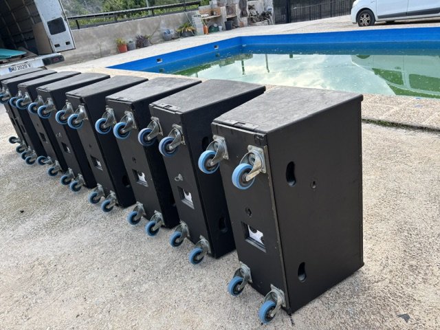8 Cajas Medios Agudos Tecnare L2122LT de segunda mano · Foto 4 de 9 · Murcia · 500 €