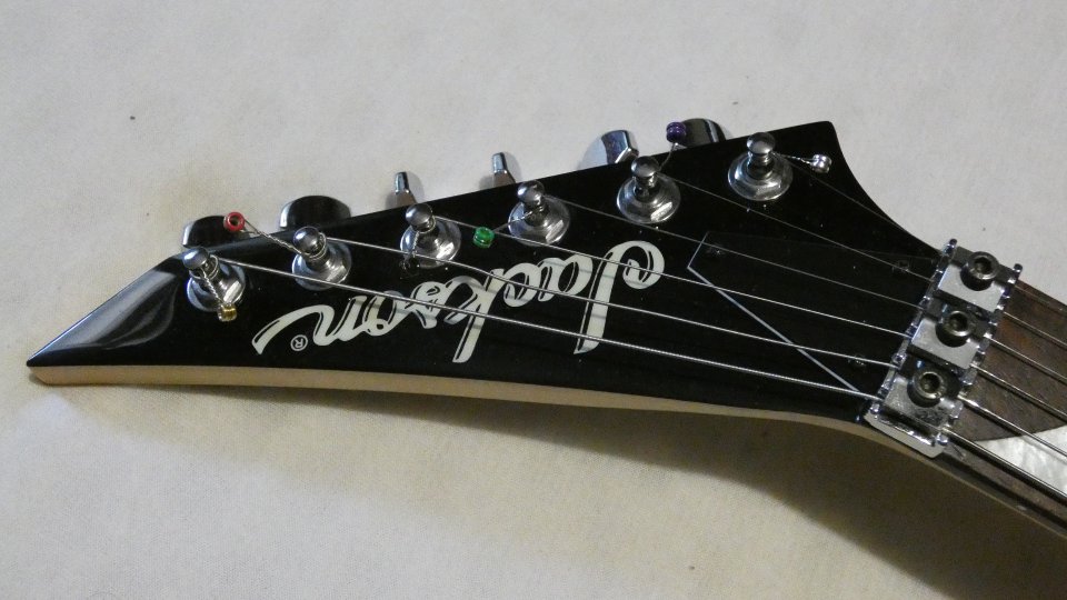 Guitarra Jackson JS32R Dinky