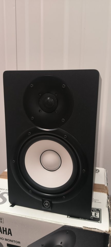 Monitores de estudio Yamaha HS7