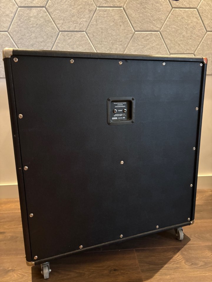 Pantalla Laboga 4x12 Premium de segunda mano · Foto 2 de 8 · Madrid · 250 €