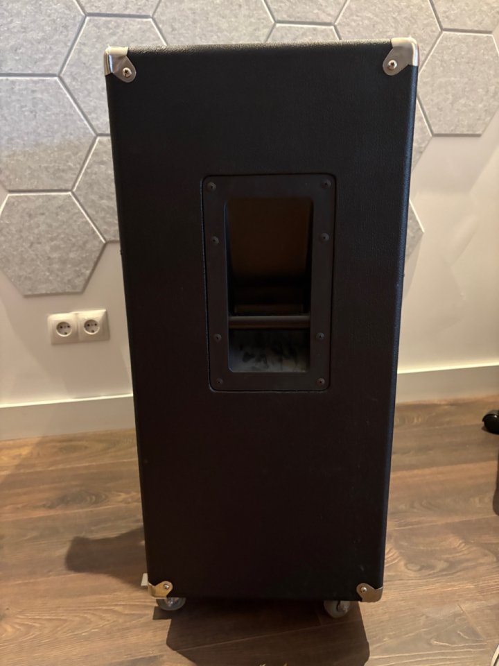 Pantalla Laboga 4x12 Premium de segunda mano · Foto 3 de 8 · Madrid · 250 €