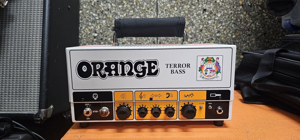 Orange Terror Bass de segunda mano · Foto 1 de 5 · Madrid · 500 €