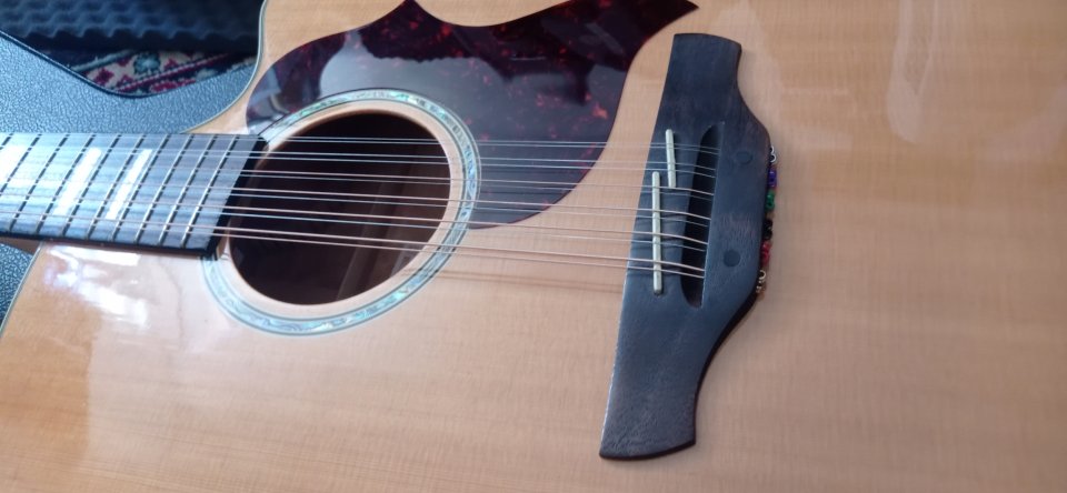 Takamine Eg523sc-12. Electroacústica. de segunda mano · Foto 4 de 9 · A Coruña · 400 €